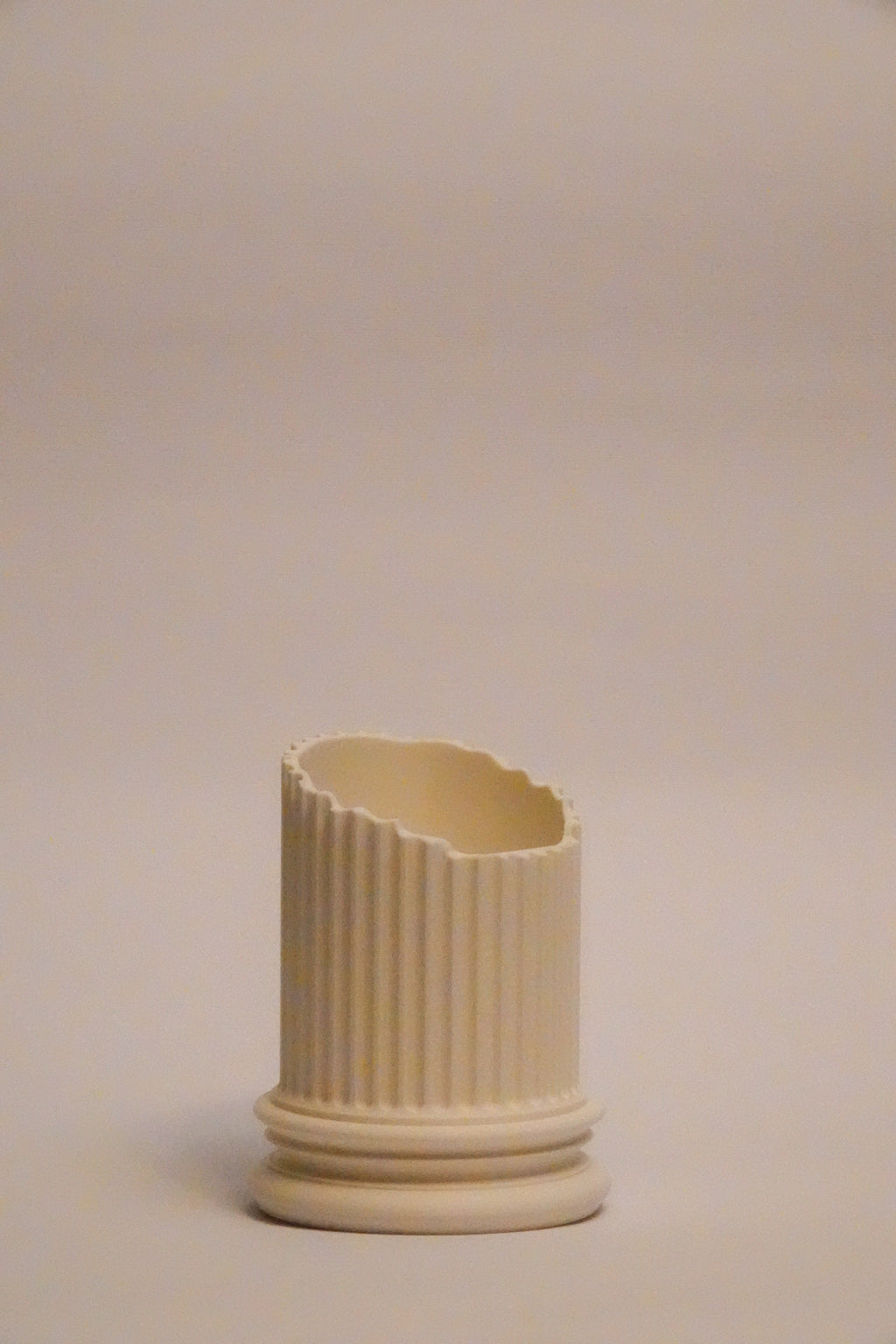 Column Penholder