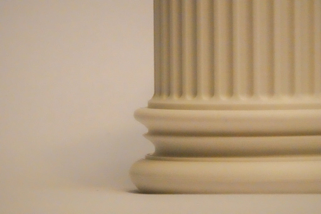 Column Penholder